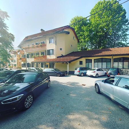 Hotel Lucija Most na Soči Екстериор снимка